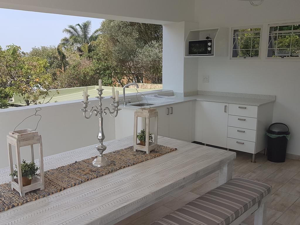 דירות נלספרויט Be Our Guest Self Catering מראה חיצוני תמונה